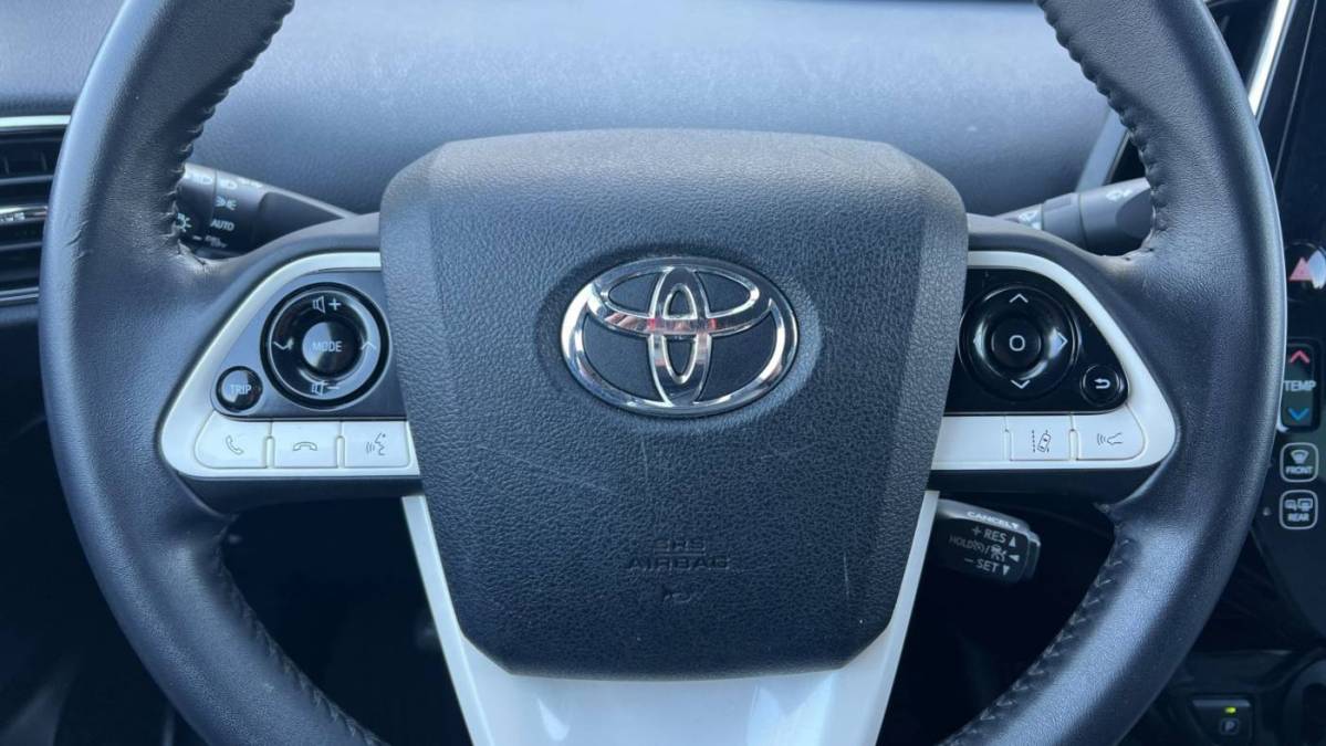 2017 Toyota Prius Prime - Images - 19