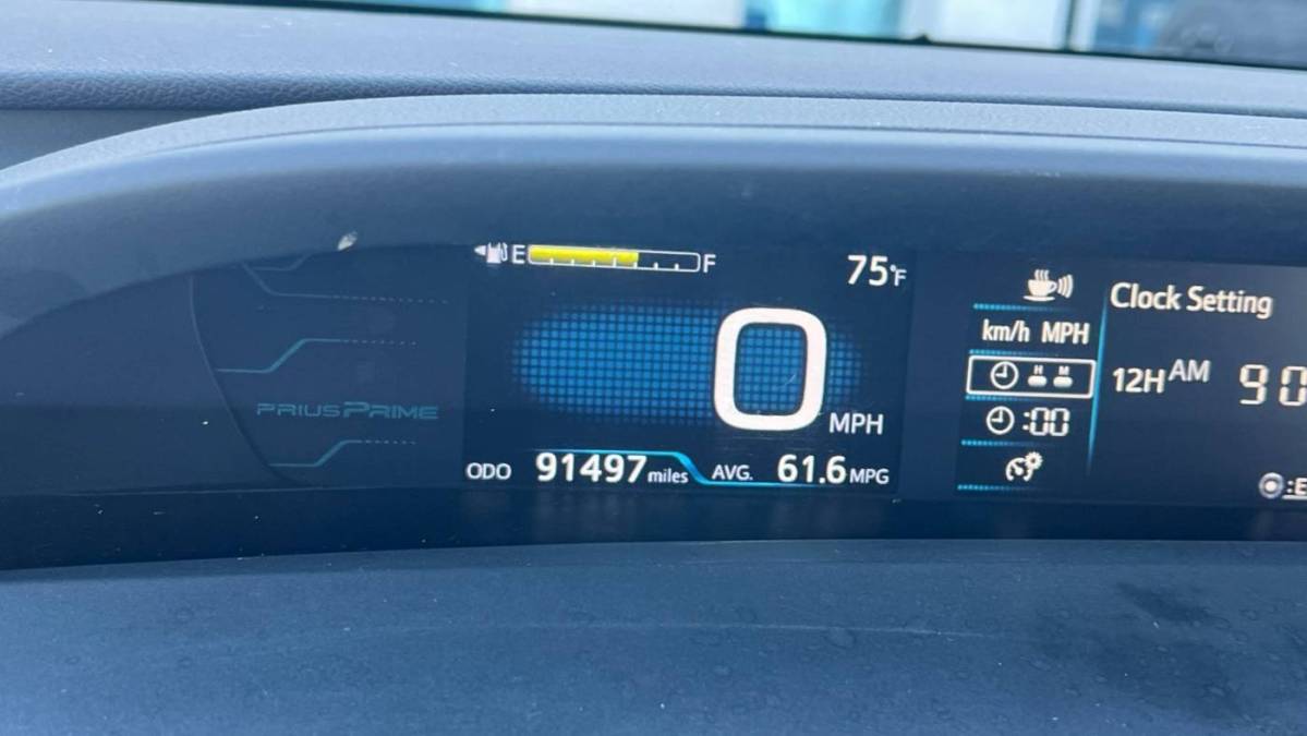 2017 Toyota Prius Prime - Images - 20