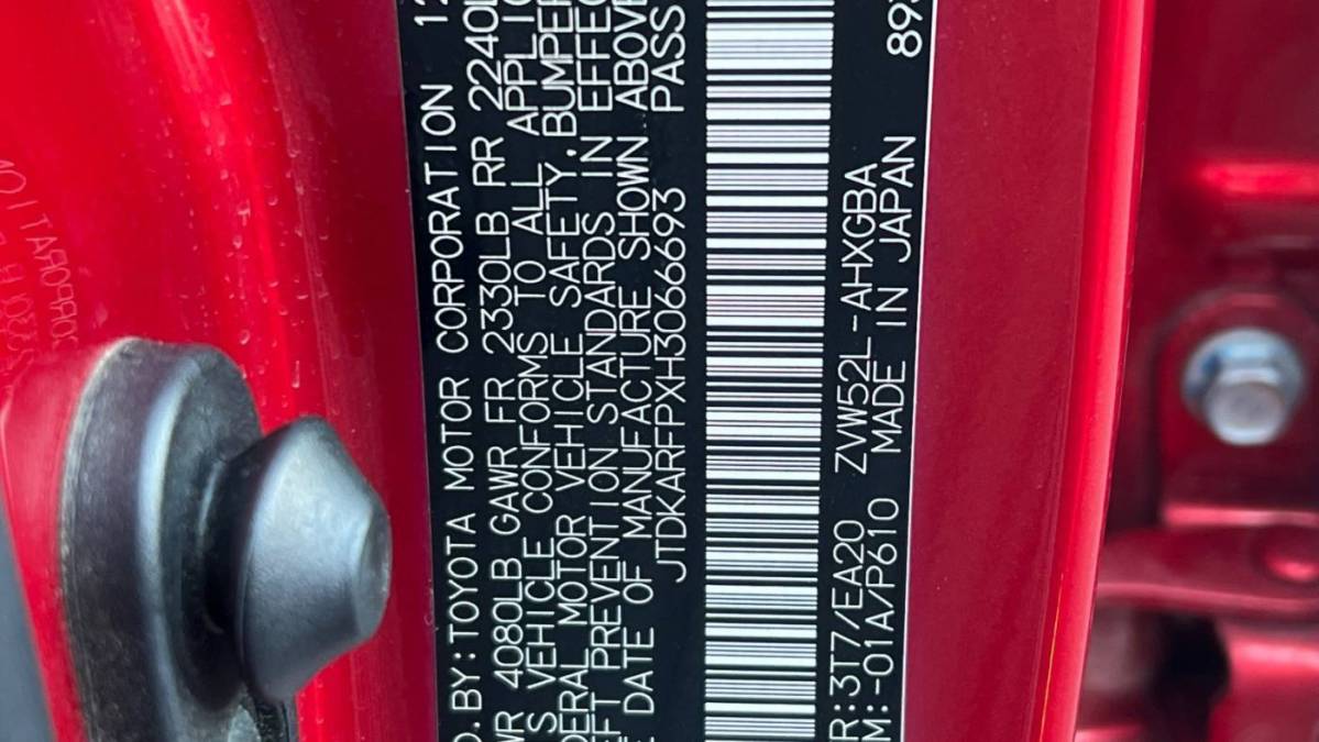2017 Toyota Prius Prime - Images - 22