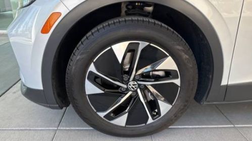 2021 Volkswagen ID.4 WVGTMPE29MP062655