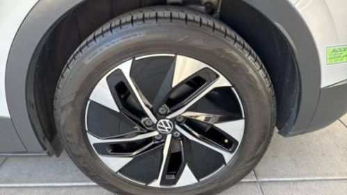 2021 Volkswagen ID.4 WVGTMPE29MP062655