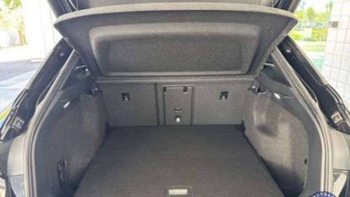 2021 Volkswagen ID.4 WVGUNPE26MP062372