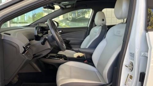 2021 Volkswagen ID.4 WVGTMPE25MP058702