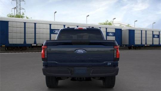2025 Ford F-150 Lightning - Images - 5