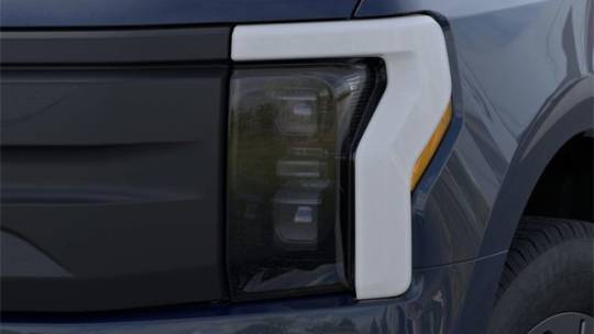 2025 Ford F-150 Lightning - Images - 18