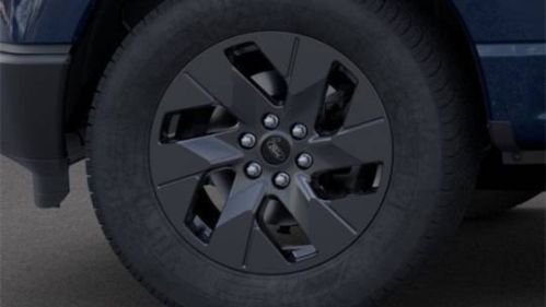 2025 Ford F-150 Lightning - Images - 19