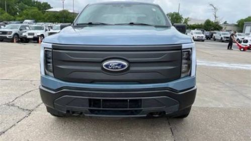 2023 Ford F-150 Lightning - Images - 8
