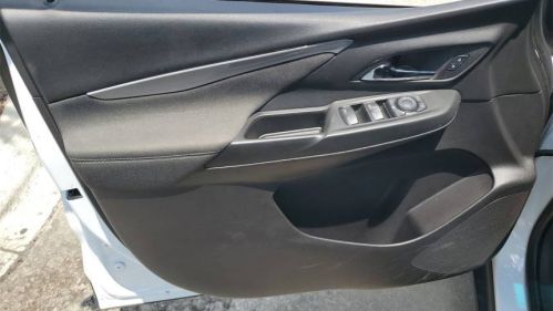 2023 Chevrolet Bolt - Images - 12