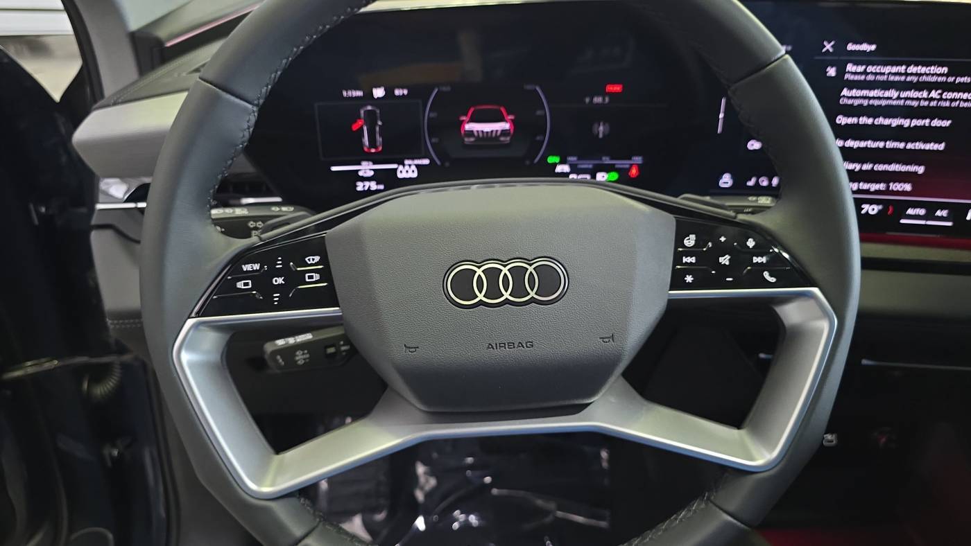 2025 Audi Q6 e-tron WA124BGFXSA040015