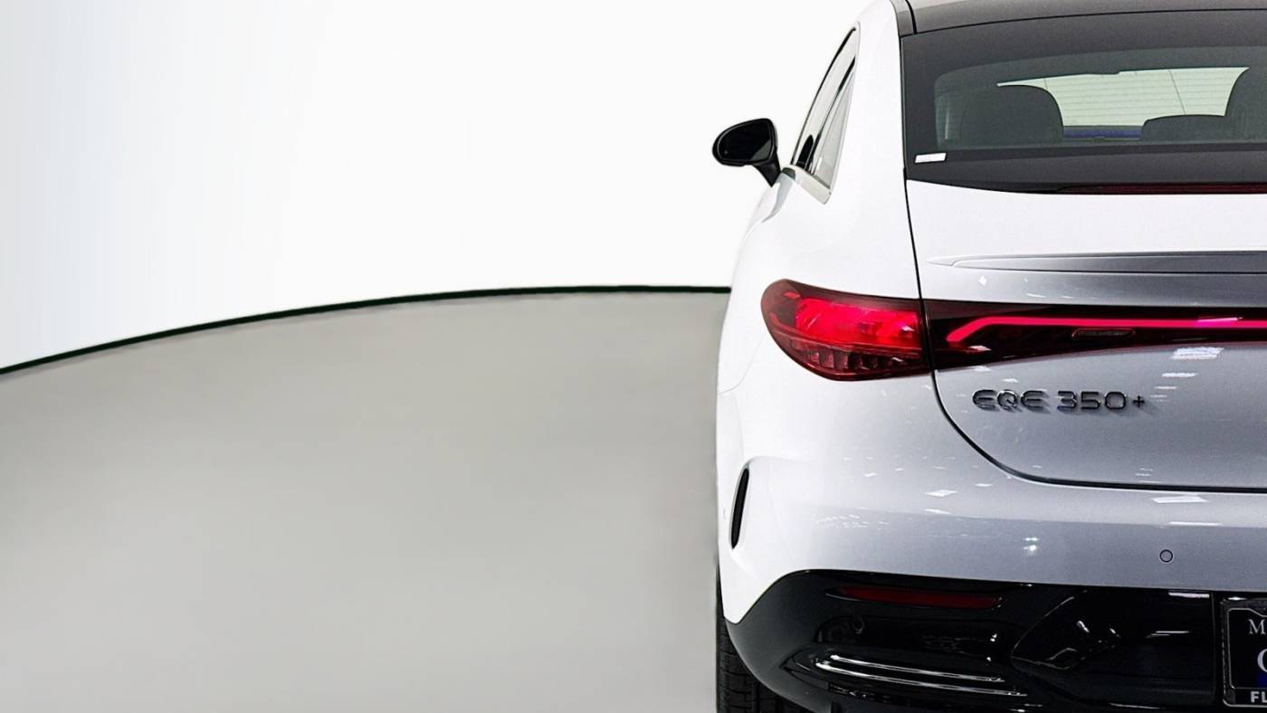 2023 Mercedes EQE Sedan W1KEG2BBXPF014335