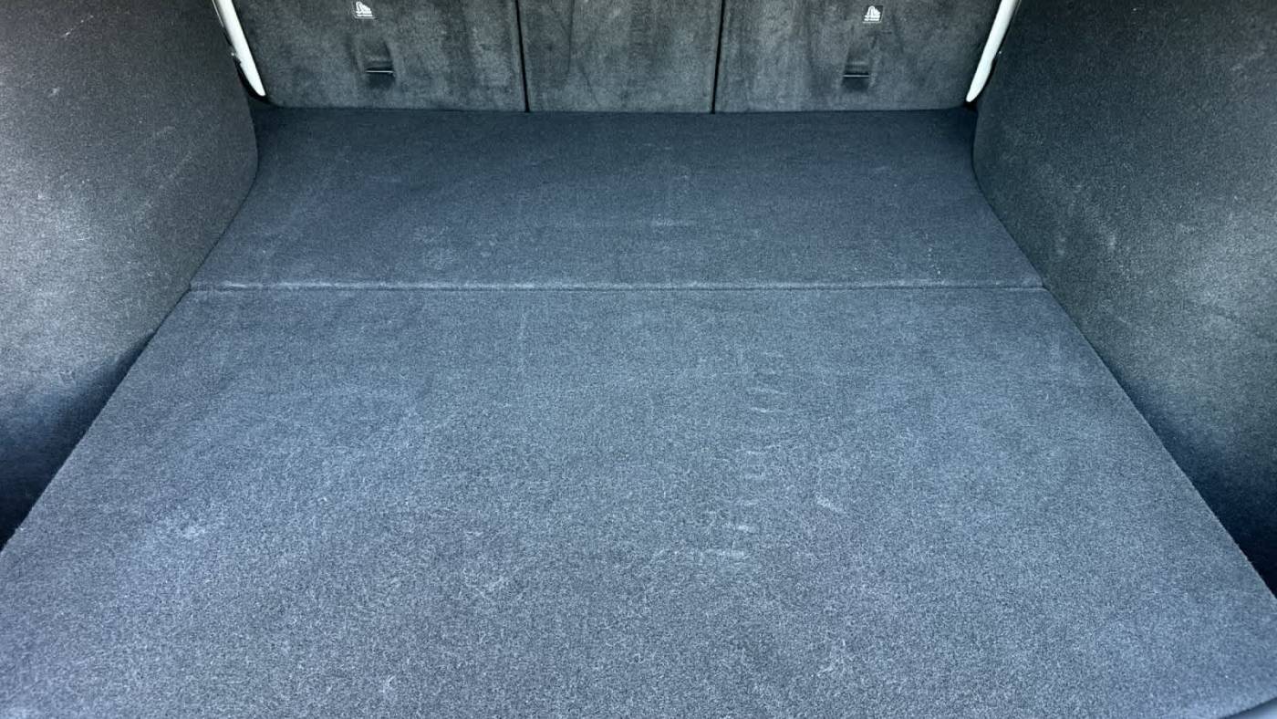 2023 Tesla Model Y 7SAYGDEE3PF827208