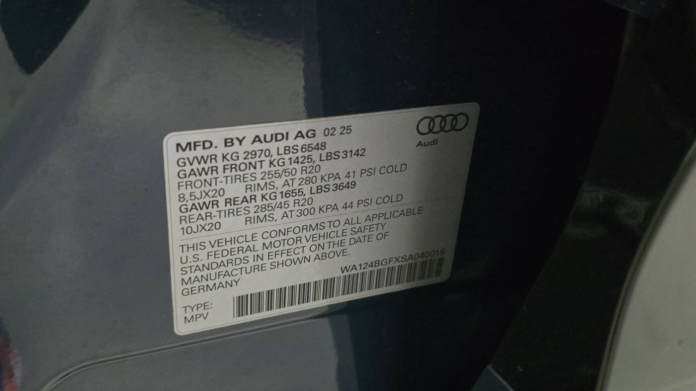 2025 Audi Q6 e-tron WA124BGFXSA040015
