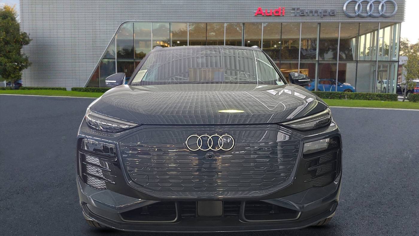 2025 Audi Q6 e-tron WA124BGFXSA040015