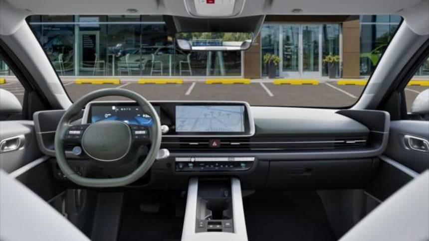 2025 Hyundai IONIQ 6 KMHM34AA3SA099235