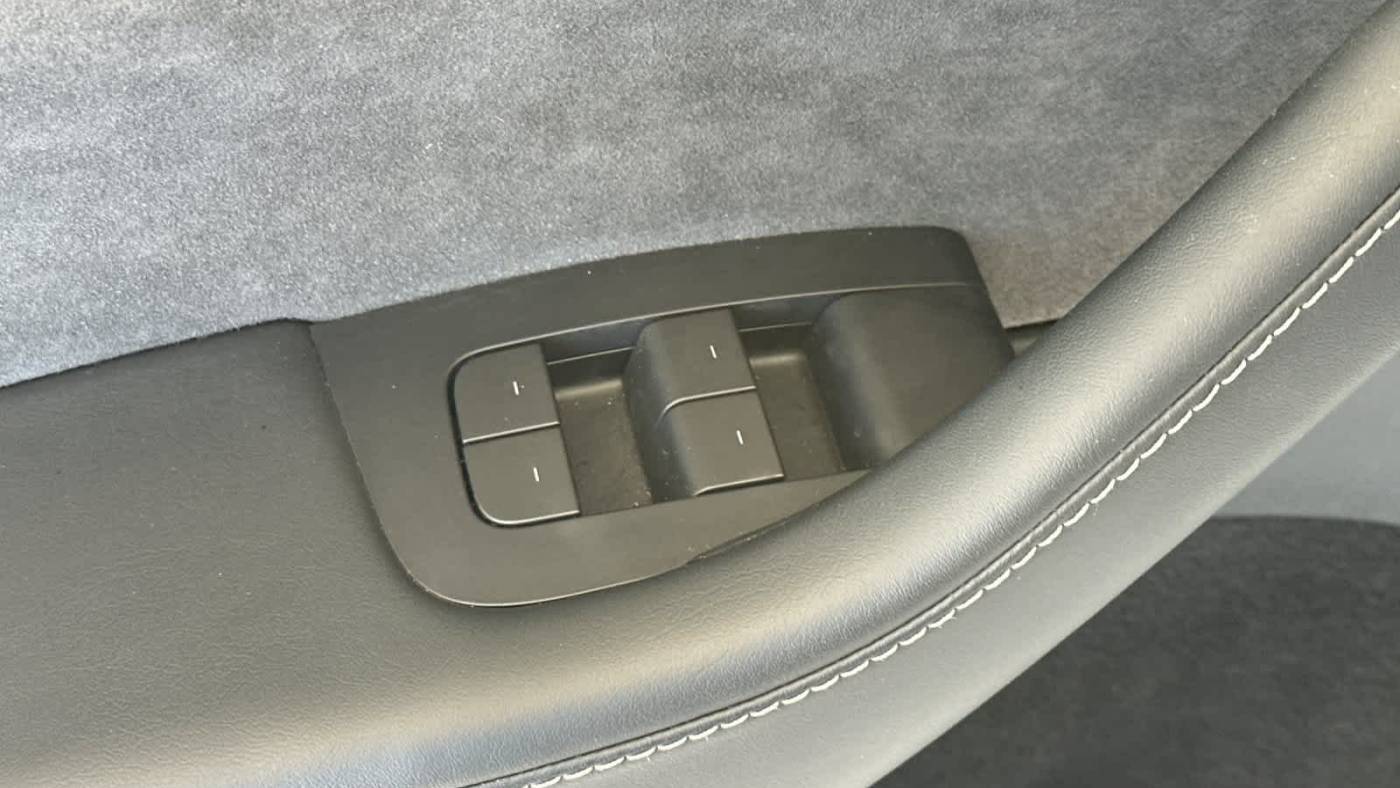 2023 Tesla Model Y 7SAYGDEE3PF827208