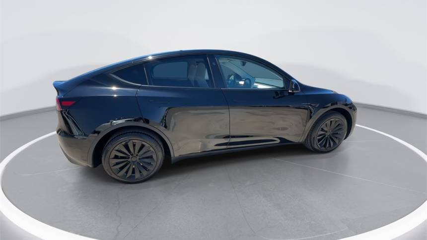 2024 Tesla Model Y 7SAYGDEE0RA234986