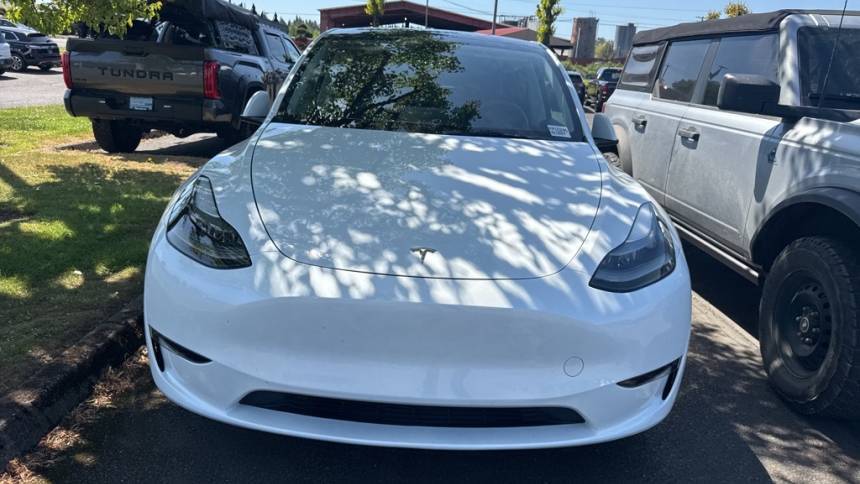 2023 Tesla Model Y 7SAYGAEE7PF625244