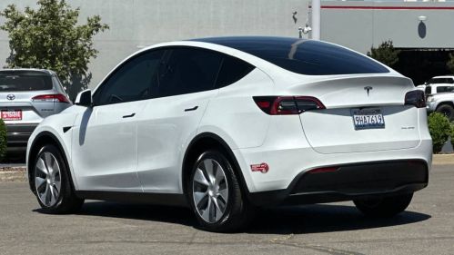 2023 Tesla Model Y 7SAYGDEE3PF827208