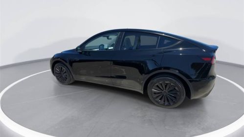2024 Tesla Model Y 7SAYGDEE0RA234986