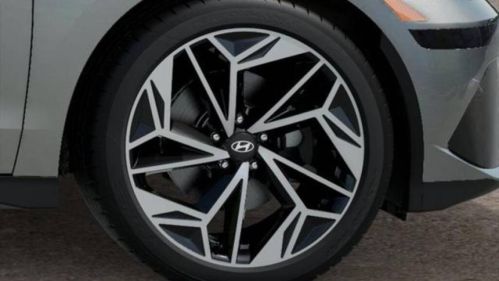 2025 Hyundai IONIQ 6 KMHM34AA3SA099235