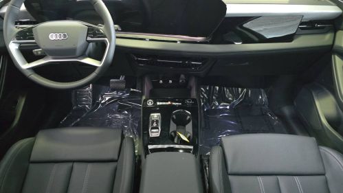 2025 Audi Q6 e-tron WA124BGFXSA040015