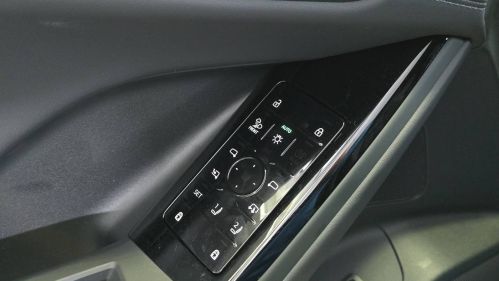 2025 Audi Q6 e-tron WA124BGFXSA040015