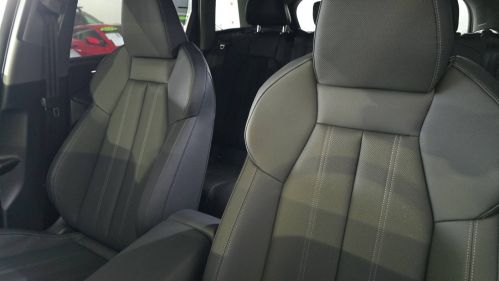 2025 Audi Q6 e-tron WA124BGFXSA040015