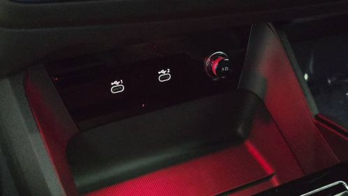 2025 Audi Q6 e-tron WA124BGFXSA040015