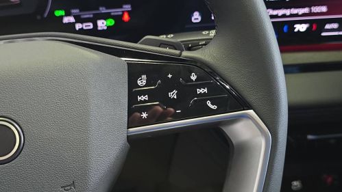 2025 Audi Q6 e-tron WA124BGFXSA040015