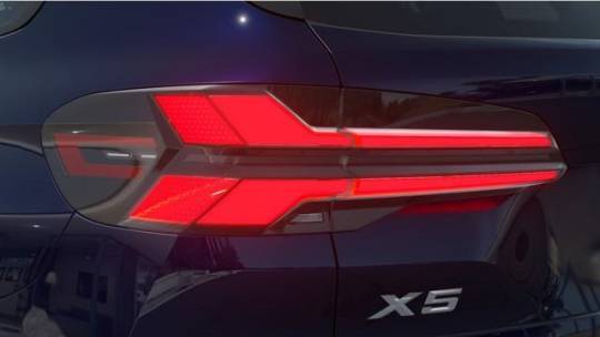 2026 BMW X5 5UX43EU04T9048941