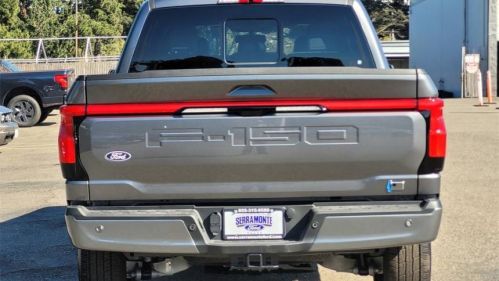 2025 Ford F-150 Lightning - Images - 5
