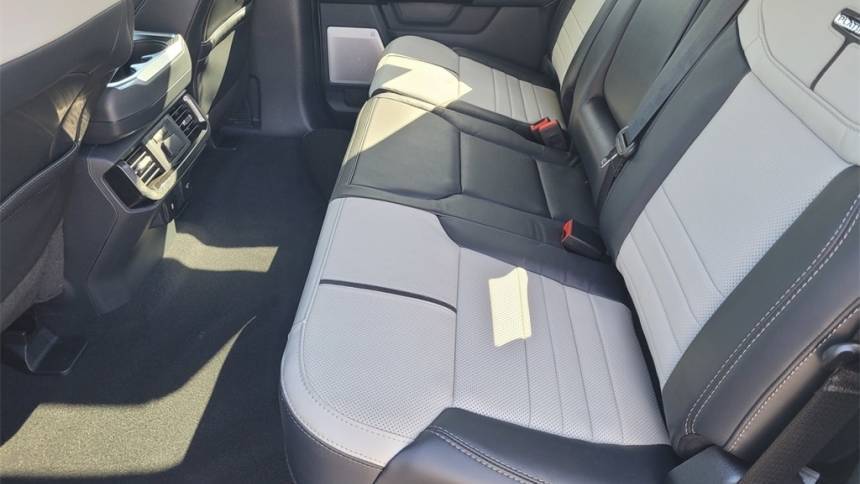 2025 Ford F-150 Lightning - Images - 6