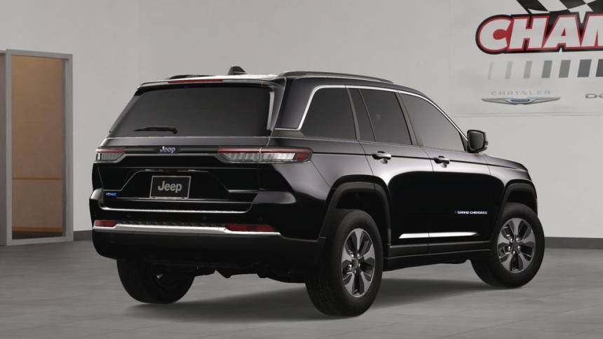 2025 Jeep Grand Cherokee 1C4RJYB68S8698690