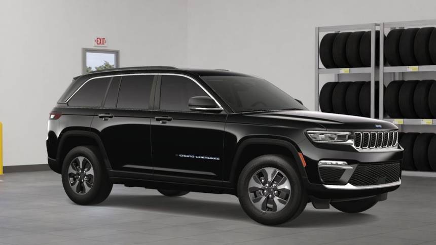 2025 Jeep Grand Cherokee 1C4RJYB68S8698690
