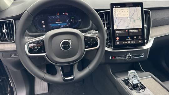 2025 Volvo XC90 YV4H60JG8S1377263