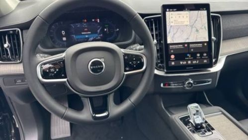 2025 Volvo XC90 YV4H60JG8S1377263
