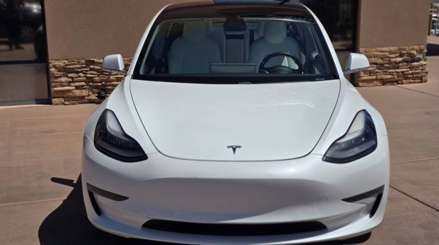 2019 Tesla Model 3 5YJ3E1EA9KF486611