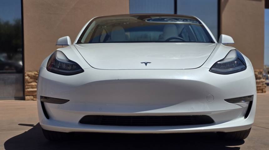 2019 Tesla Model 3 5YJ3E1EA9KF486611