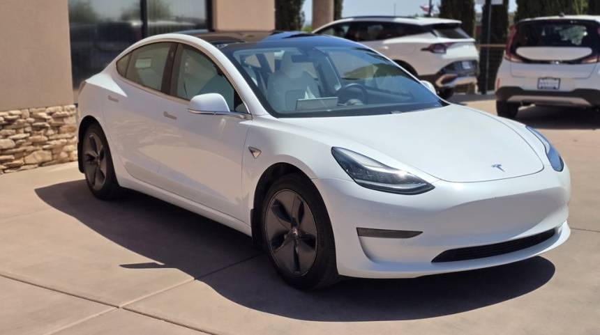 2019 Tesla Model 3 5YJ3E1EA9KF486611