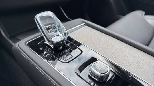 2025 Volvo XC90 YV4H60JG8S1377263