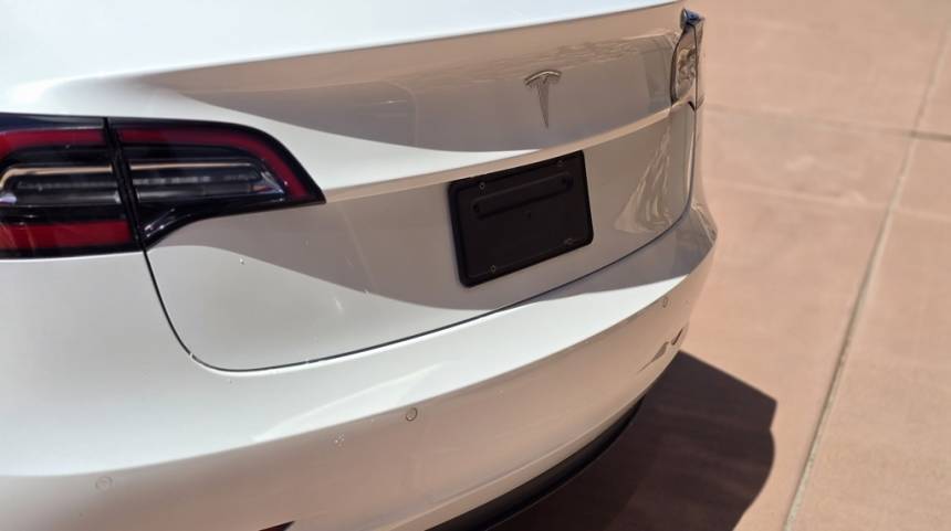 2019 Tesla Model 3 5YJ3E1EA9KF486611