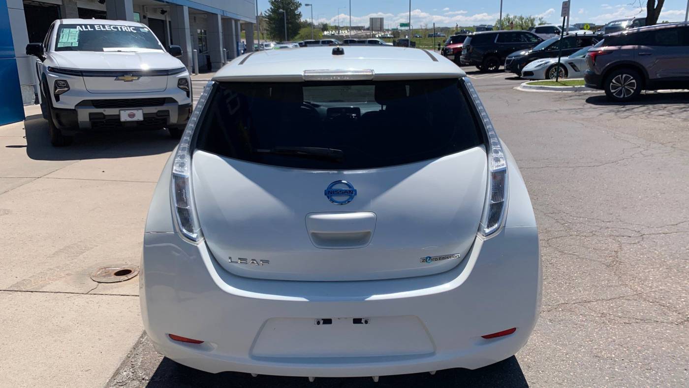 2013 Nissan LEAF 1N4AZ0CP6DC418088