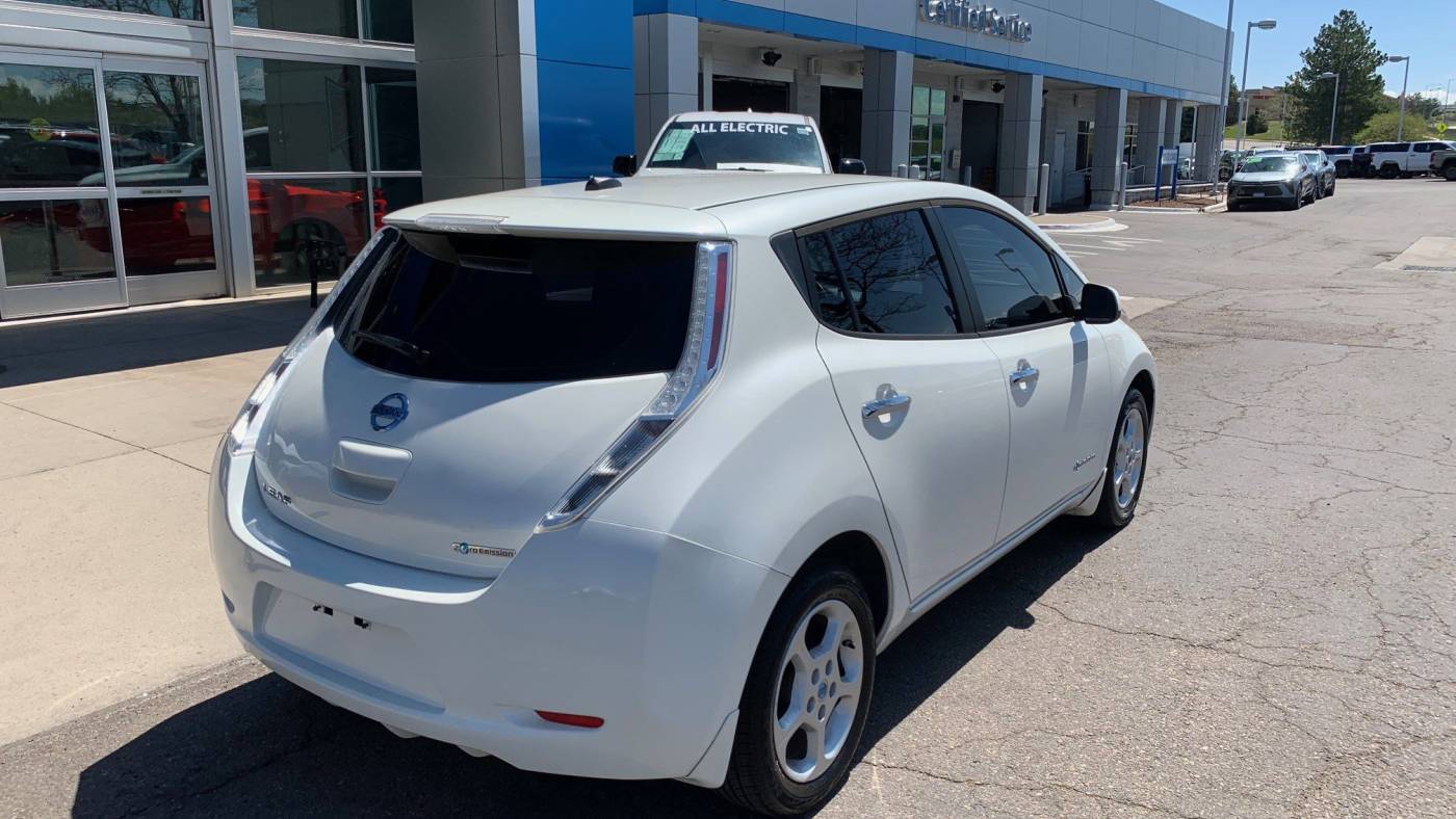 2013 Nissan LEAF 1N4AZ0CP6DC418088