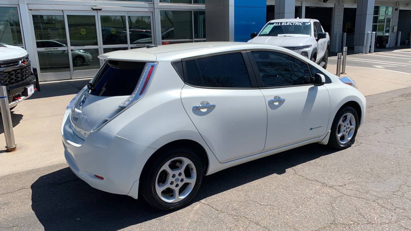2013 Nissan LEAF 1N4AZ0CP6DC418088