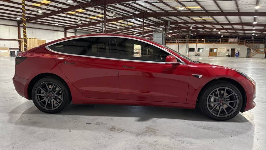 2019 Tesla Model 3 5YJ3E1EA9KF482901