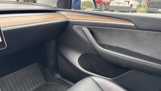 2023 Tesla Model Y 7SAYGDEE9PF824796