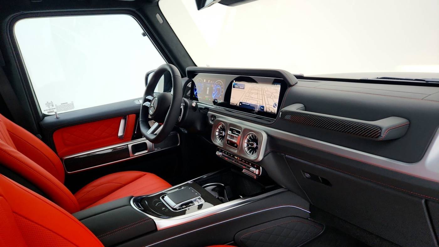 2025 Mercedes Electric G-Class W1NWM0AB9SX039011