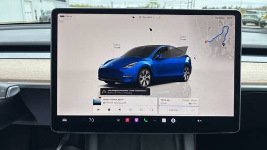 2023 Tesla Model Y 7SAYGDEE9PF824796