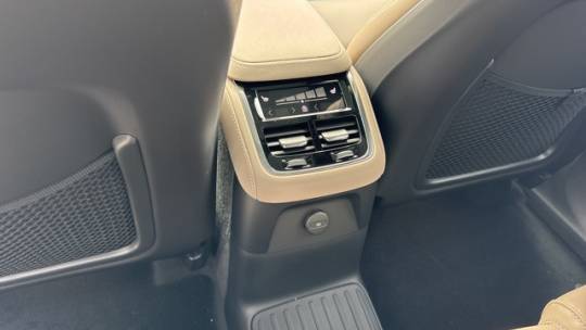 2025 Volvo XC90 YV4H60PG9S1387680