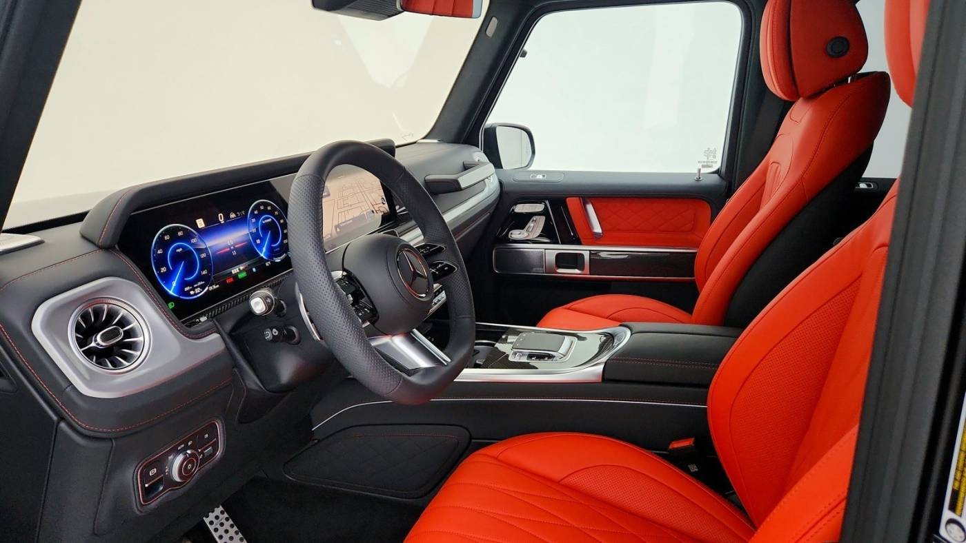 2025 Mercedes Electric G-Class W1NWM0AB9SX039011